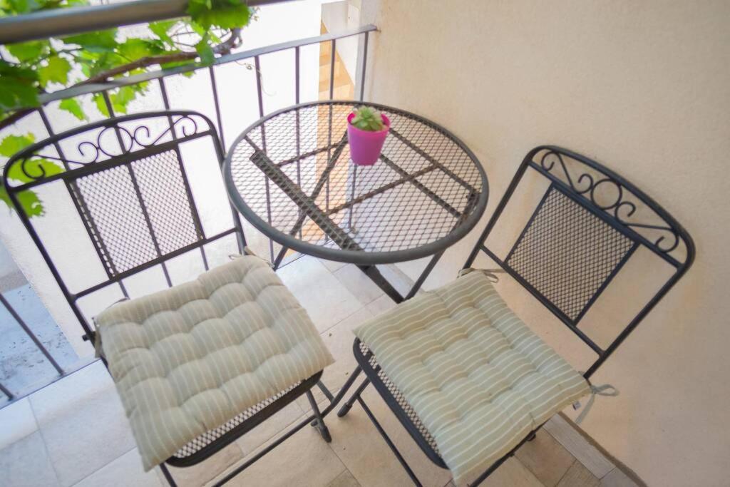 Studio Apartment Purple Sunset - 2+1 Baška Voda Zewnętrze zdjęcie